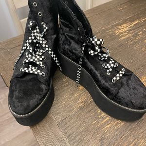 Black Platform Shoes, Size 8.5
